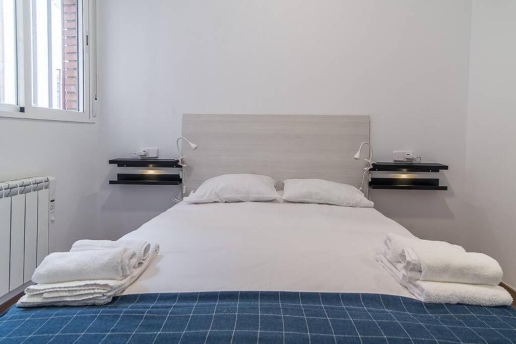 #15PIN-1 Apartamento de un dormitorio en Tetuán Madri Exterior foto